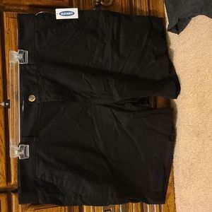 GREEN Old Navy Everyday Short size 18